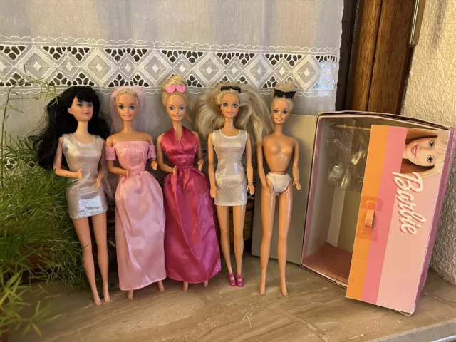 Barbie Vintage Konvolut 🩷  Sehr Gute Zustand/ Mattel  1966 🩷 Neue Kleidung