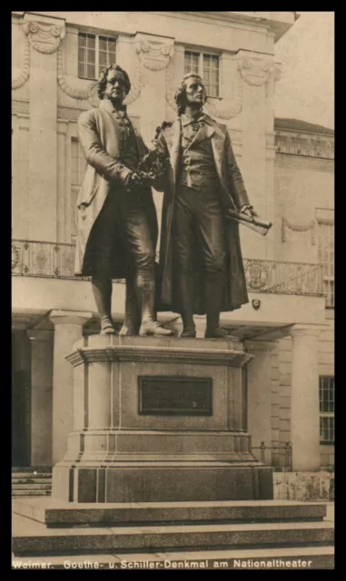 AK, Weimar, Goethe-und Schillerdenkmal am Nationaltheater,  5026-1099