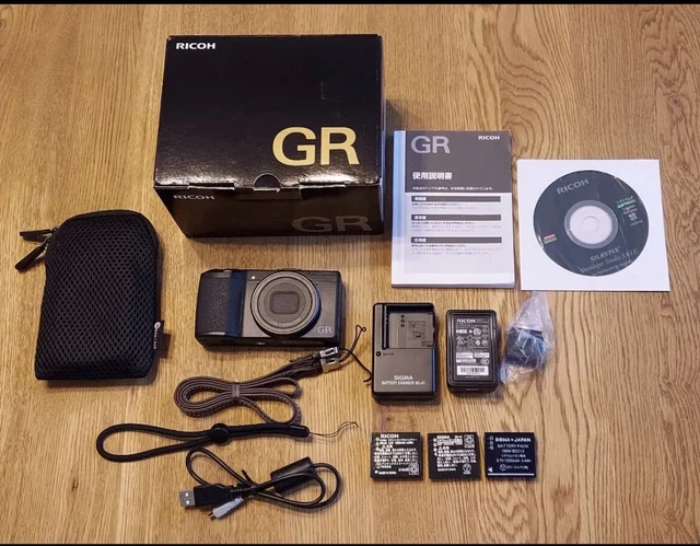 SH:313【TOP MINT w/Case】 RICOH GR 16.2MP Digital Compact Camera Black From JAPAN