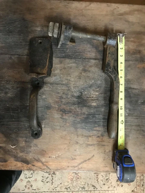 VINTAGE Cast Iron Gate Barn Shed  Door  Handle. Very heavy duty