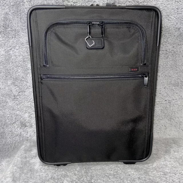 Tumi Alpha 2 International Expandable 2 Wheeled 22” Black Carry-On Blue Tag