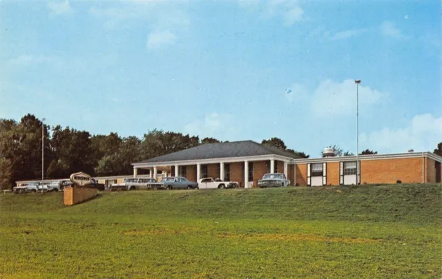 Lewisburg Tennessee~Medicenter Hospital~Clinic~1960s Cars~Postcard