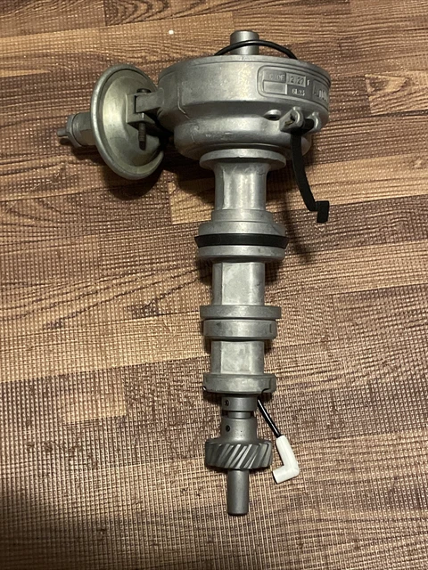 1967 Ford Mustang Shelby 390 GT 427 428 CJ C7OF-12127-F Distributor, Date 6L23 1967 Ford Mustang Shelby 390 GT 427 428 CJ C7OF-12127-F Distributor, Date 6L23
