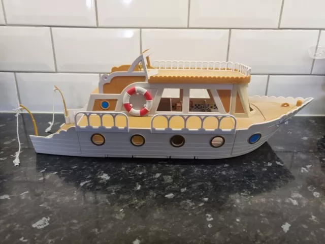 Sylvanian families hot sale pleasure boat