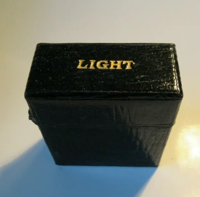 Ancien Boite Allumettes Pyrogene Bel Etat Antique Match Box Light Cuir Tole