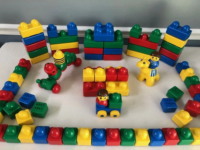 Duplo camel store