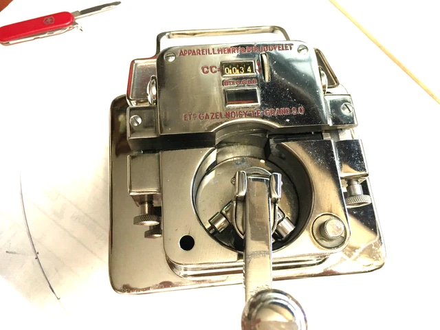 mechanische antike Infusionspumpe, Schlauchpumpe, Peristaltikpumpe