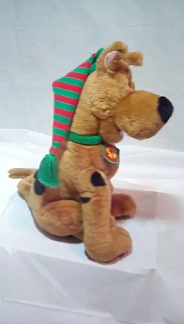 Hanna-Barberas Holiday Scooby-doo Plush with Christmas Hat 3