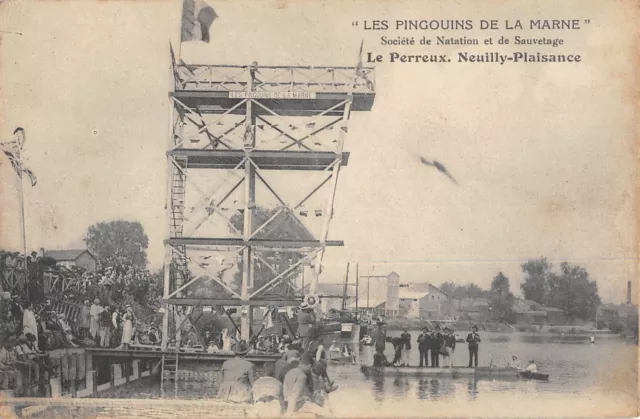 Cpa 94 Le Perreux / Neuilly Yachance / Les Penguins De La Marne Societe De Nat