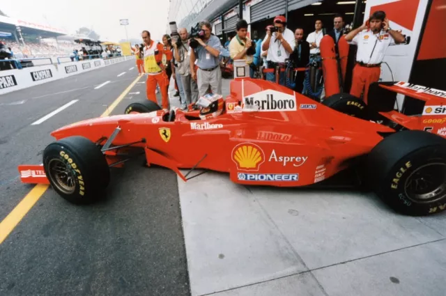 Foto vintage Auto, Michael Schumacher, Ferrari, Autodromo di Monza, 1997