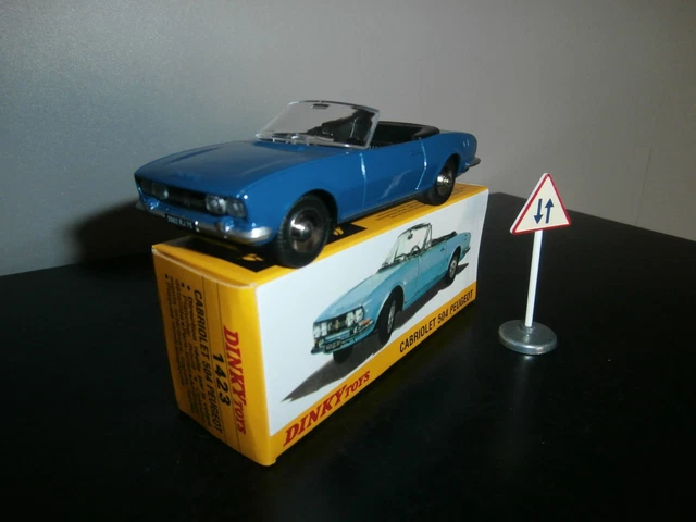Peugeot 504 Cabriolet Ref 1423 Dinky Toys Atlas