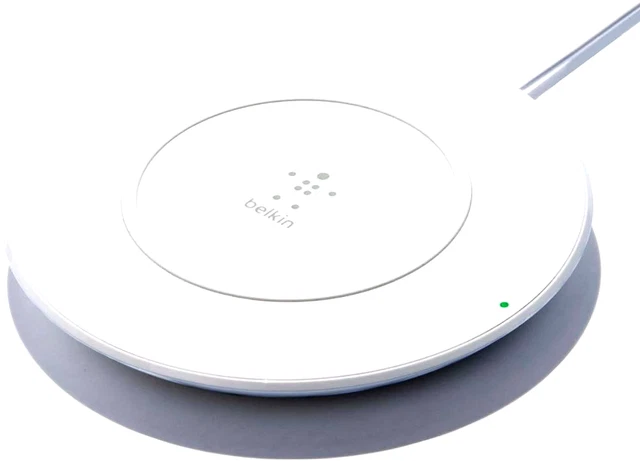 Belkin Boost up 7.5W Qi Wireless Charging Pad - White (Rarely used)