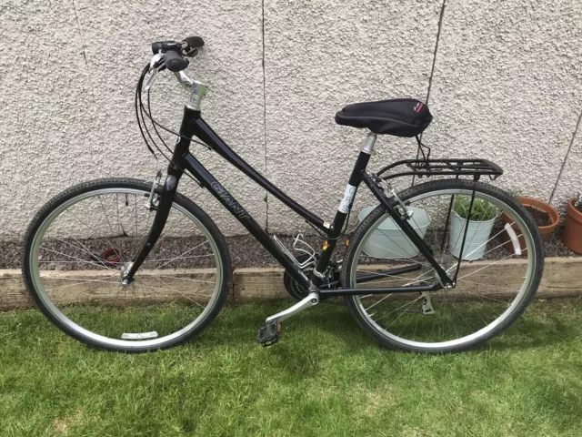 LADIES GIANT CRS aluminium hybrid bike 24 speed womens 199.00