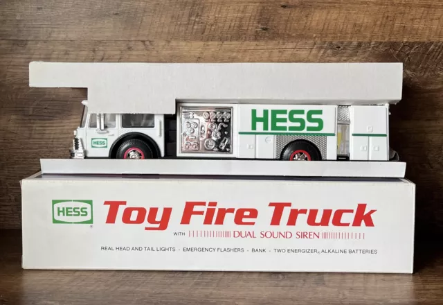 VTG 1989 HESS Toy Fire Truck Dual Sound Siren Emegency Flashers with Bank TESTED