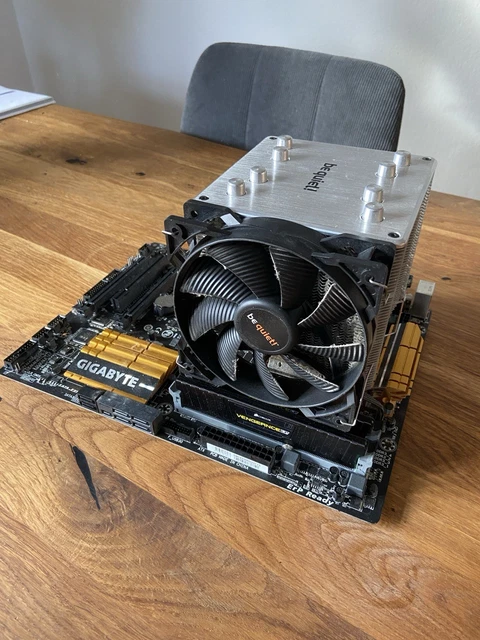 INTEL CORE I7-4770K 16 GB DDR4 RAM Gigabyte Z97 BeQuiet - Main Image