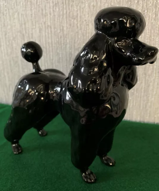 BESWICK DOG THE POODLE MODEL No. 2339 LARGE BLACK  GLOSS PERFECT