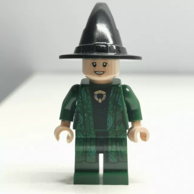 LEGO Minifigure PROFESSOR MCGONAGALL HP093 Harry Potter 4842 Cappello Nero