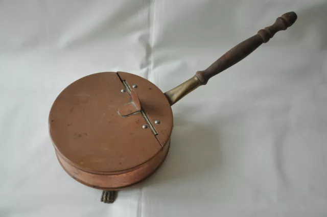 Ancien chauffe plat Brasero de table en cuivre sur pieds 50's