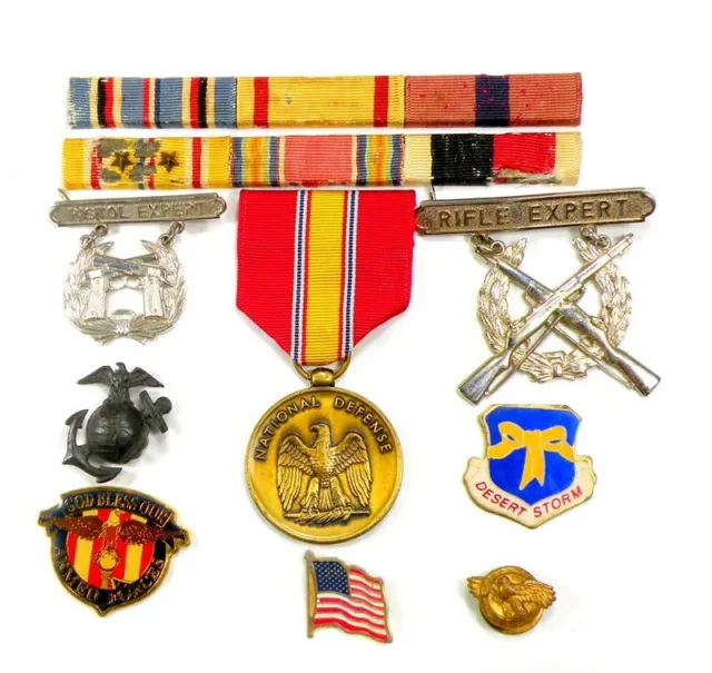 US Marine Corps Ribbons & Medals + Badges + Desert Storm, Armed Forces, US Flag
