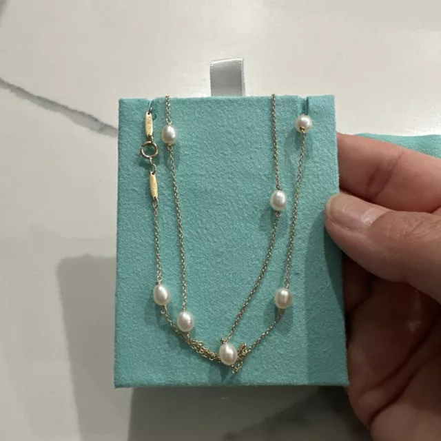 Tiffany &Co Elsa Peretti®Pearls by the Yard™ 750/18k gold Necklace 16 inches Tiffany &Co Elsa Peretti®Pearls by the Yard™ 750/18k gold Necklace 16 inches