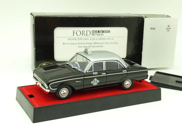 LE5857 TRAX TR84D 1/43 1:43 Voiture Ford Falcon GL taxi 1979 noire EUR 40,50 - FR