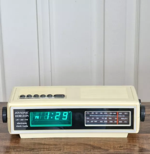 Joysonic Horizon Radio Alarm Clock / Vintage / Rare / Green / VFD / Space Age