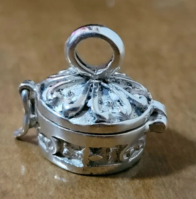 Unique Marked .925 Sterling Silver Latching Pill/Trinket Box Pendant Antique.
