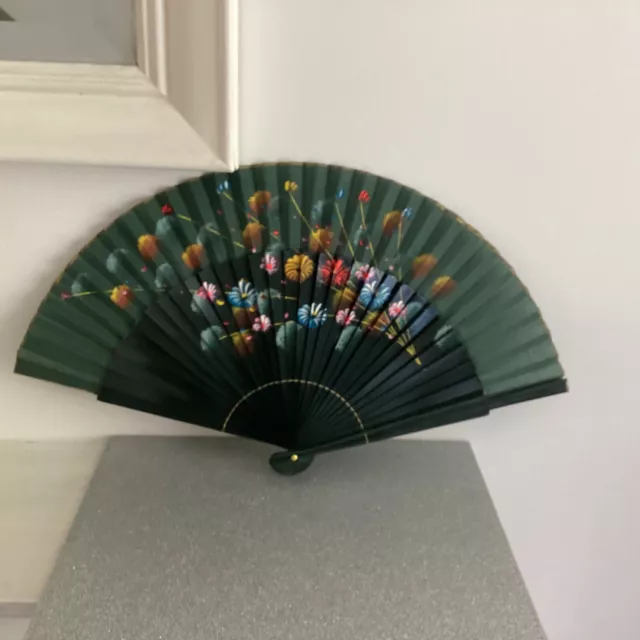 Ladies Vintage 1950s Hand Painted Floral Flowers Wooden Hand Held Fan Tea Dance