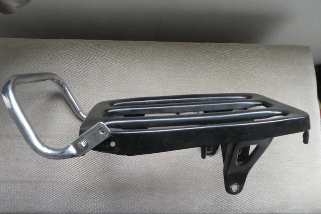 Honda Pillion Foot Peg Rubber – Fits CZ100, CA95, C92, C95, C72, C77, CA77 (50718-257-000)