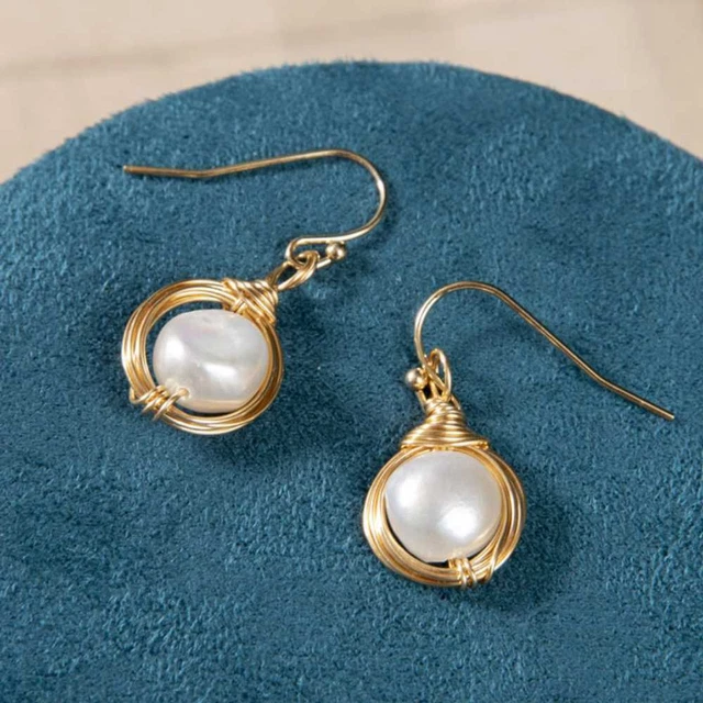 Fashion Natural Baroque freshwater pearl Earrings 18K Lucky Accessories New Year