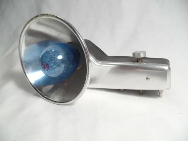 Kodalite Super M 40 Flash Holder with One Flash Bulb In It