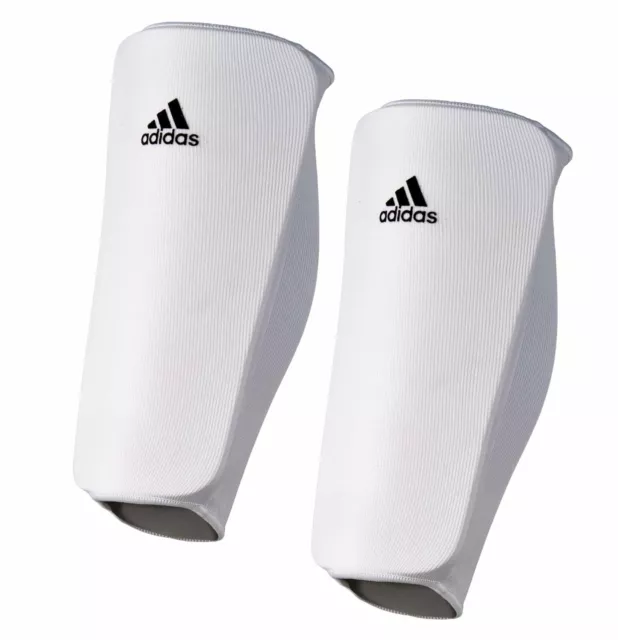 adidas: Schienbeinschutz Stoff weiß (ADIBP07) - Kickboxen - Schienbeinschoner