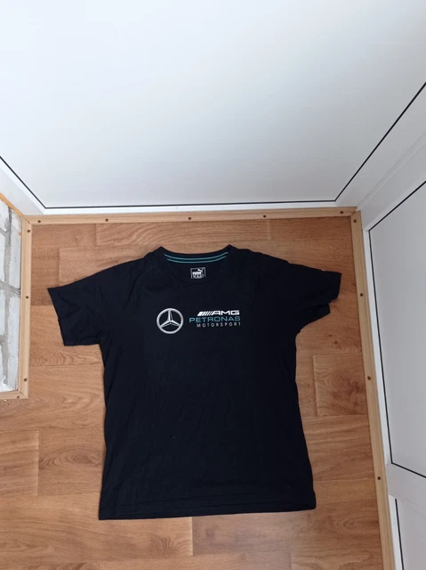 T-shirt Mercedes AMG Petronas F1 – Homme Taille S – Noir (occasion Très Bon état)