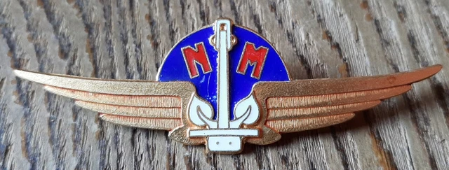 Insigne Badge Compagnie Maritime Navigation Paquebot L.G. pavillon émail France