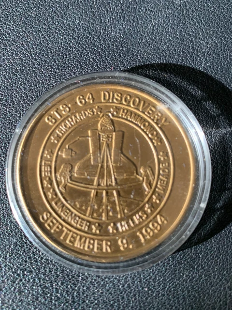 1 Nasa Space Shuttle Coin / Medal, Discovery, Sts-64