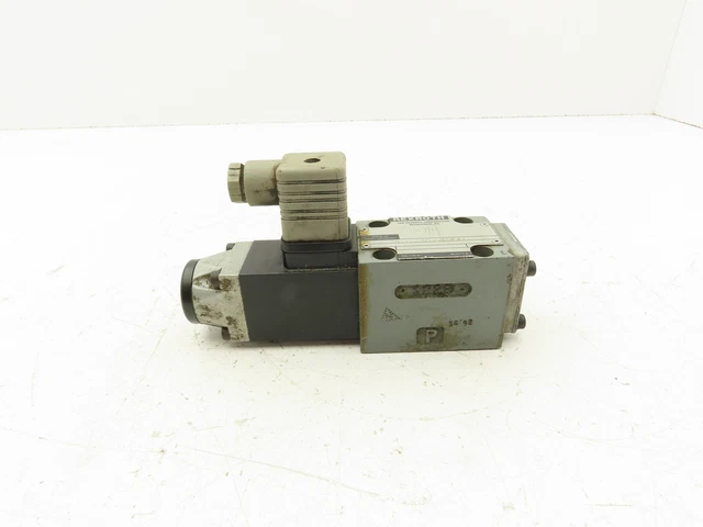 Rexroth 4WE6D51/AG24N9K4V Hydraulic Directional Solenoid Valve 24VDC
