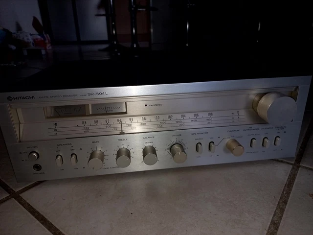 Hitachi SR-6100 Stéréo Récepteur