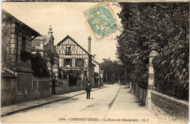 CPA AK Chennevieres La Route de Champigny FRANCE (1282463)