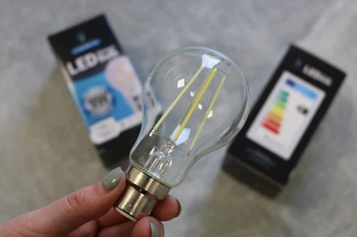 LumeGlow B22 Bajonettkappe LED Filament 3 Stück (1er Pack), warmweiß 2700k 9
