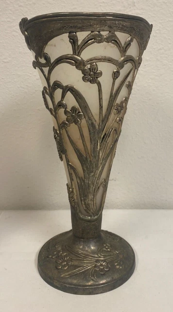 OS6243 Daveco Silver Co Nouveau Silver Plated Pedestal Vase