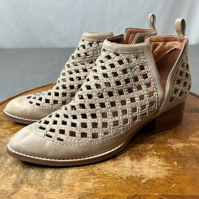 Jeffrey Campbell Boots Womens 8 Taggart Laser Cut Leather Slip On Ankle Booties