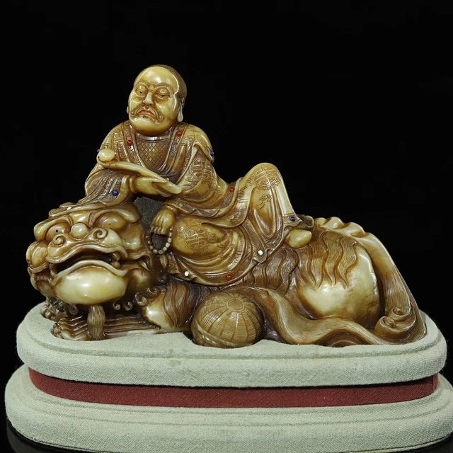 Chinese Exquisite Handmade Lohan carving Shoushan Stone Statue
