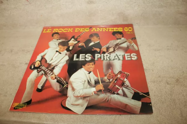 LP VINYLE 33T Les Pirates Avec Dany Logan – Le Rock Des Années 60