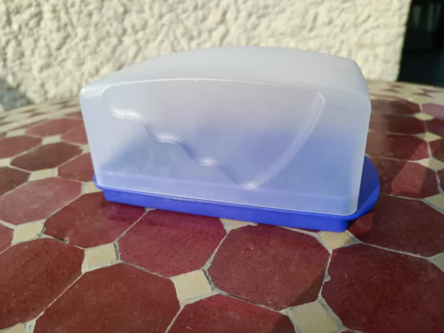 Beurrier ancien modèle Tupperware neuf