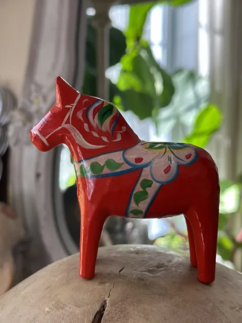 Vintage Swedish Nils Olsson Ted Horse Hand Painted Dala Nusnas AKTA 4” Wooden