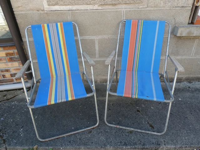 Paire De Fauteuils Pliants Vintage Années 60/70 à Motifs Fleurs - Pour Jardin Ou Camping, Occasion