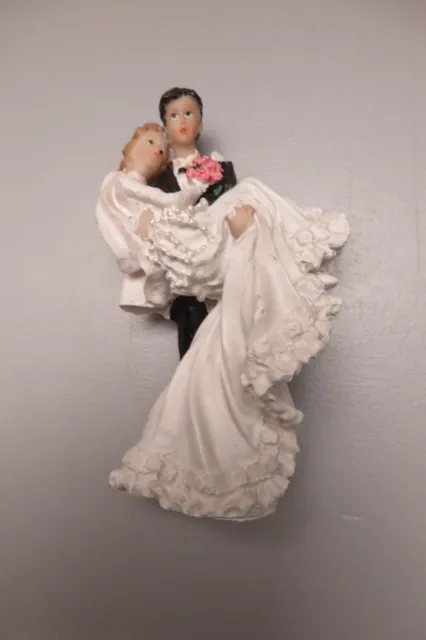 Figurine + couple de mariés/2
