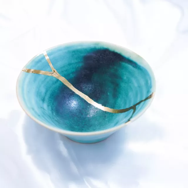 18K Gold Kintsugi Trinket Bowl Kintsugi Gold Repair Stoneware