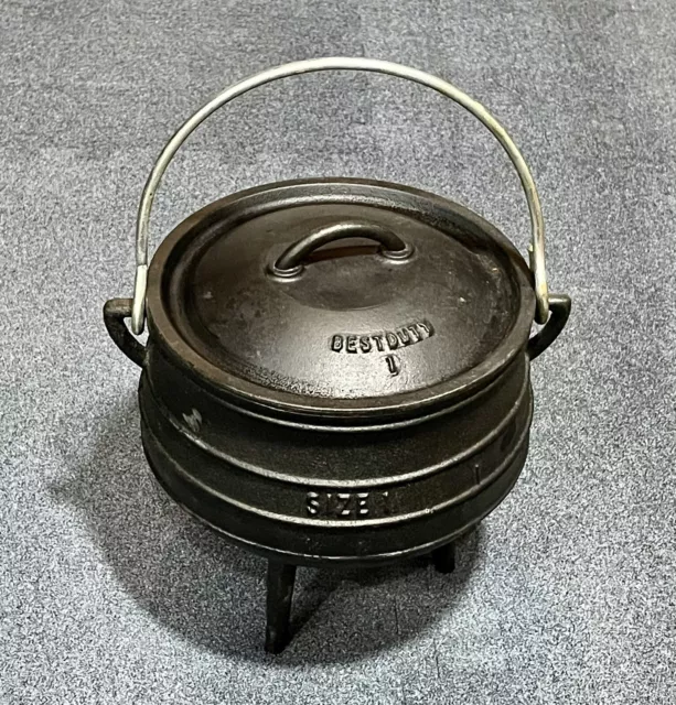 Maca 10″ Long Horn - Oval Cast Iron Dutch Oven