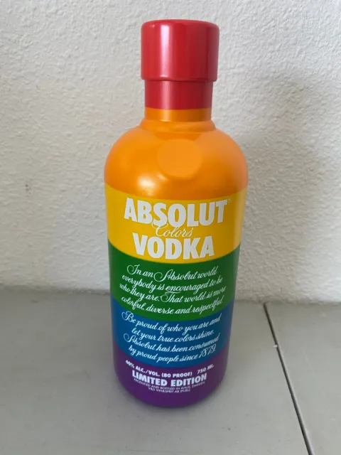 Absolut Vodka Limited Ed. BOTTLE HOLDER RAINBOW GAY PRIDE COLOR 1 Litre Skin
